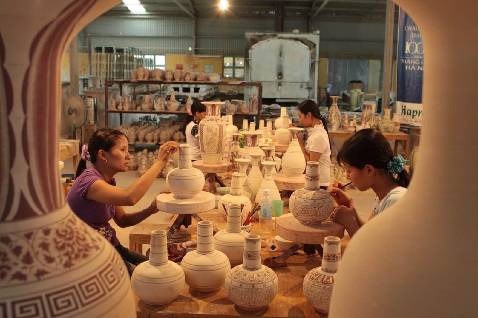 Vietnamese Craftsmanship: Handcrafted Furniture and Souvenirs 1 The Genesis of Vietnamese Craftsmanship