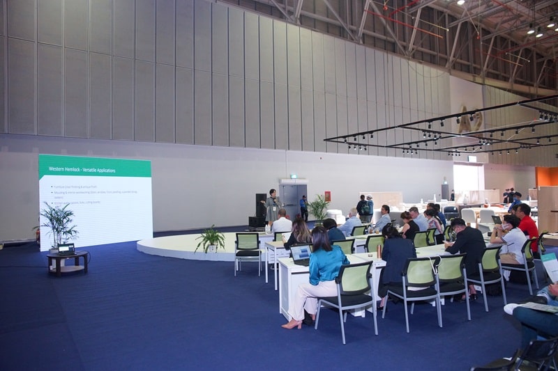 The Vietnam Furniture Expo Guide: Everything You Need to Know 6 Tips for Communicating with Exhibitors to Maximize Business Opportunities