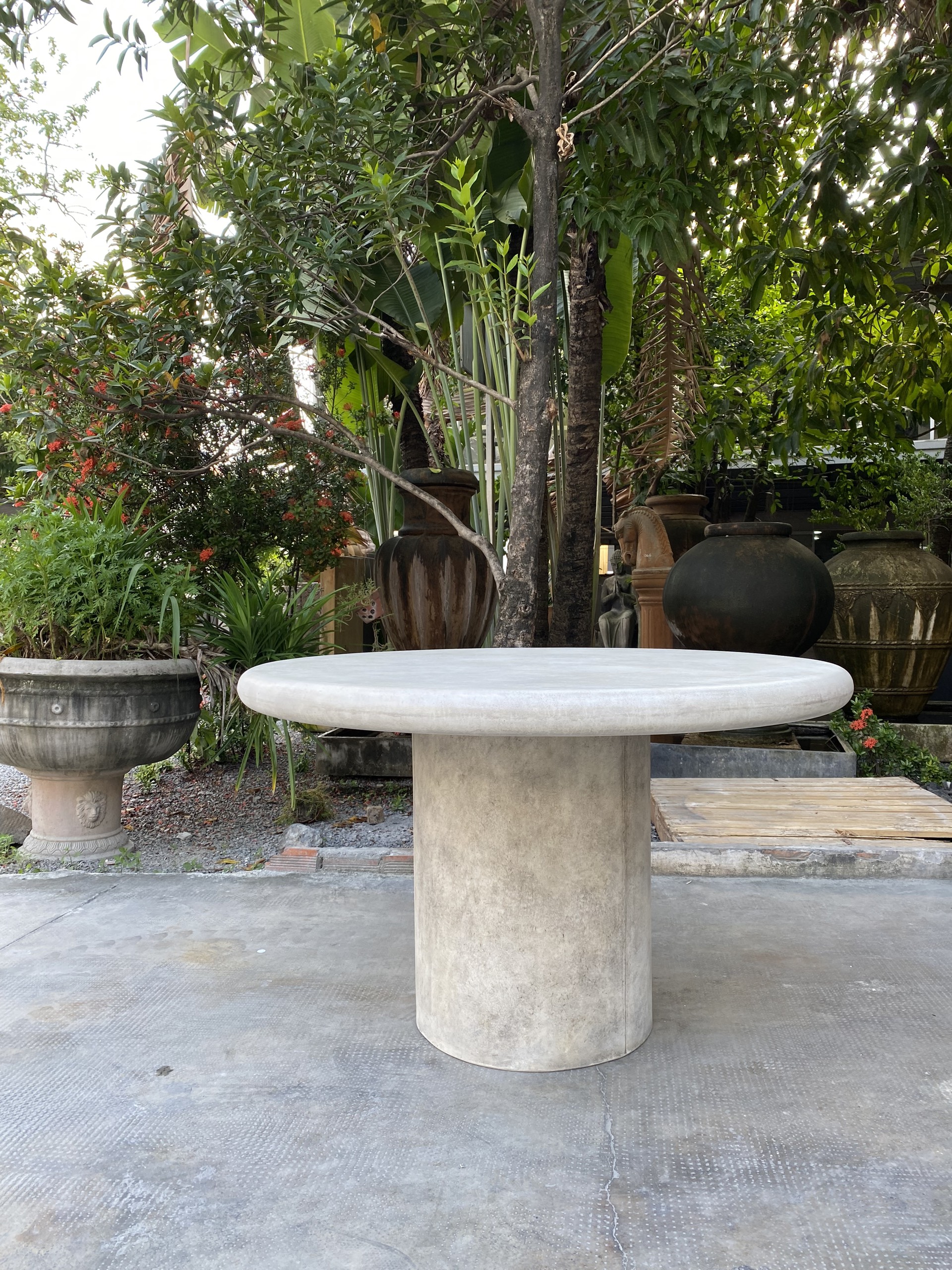 FS571 w. cream 6d6d5169ed29e4ed6d2a1878c0ecbb04