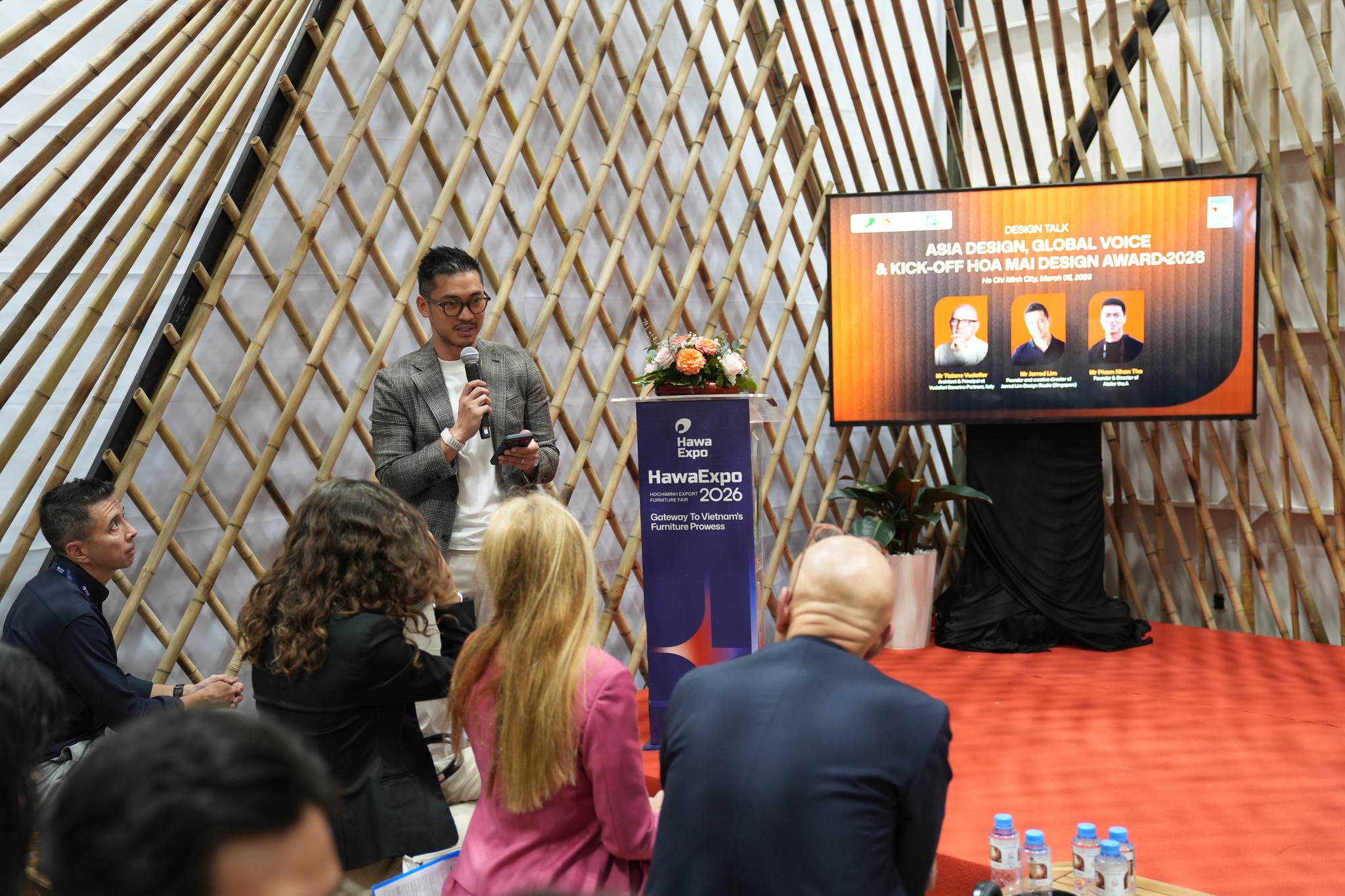 Asia Rising Design Leading HOA MAI DESGIN AWARD